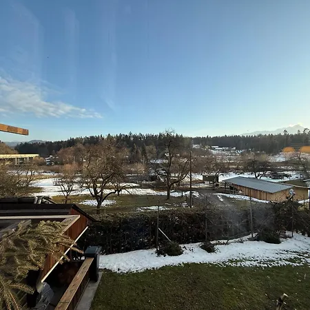 Ursula Velden בית נופש *