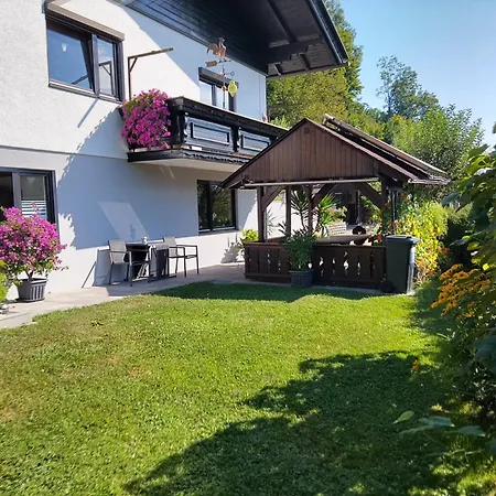 Ursula Velden בית נופש